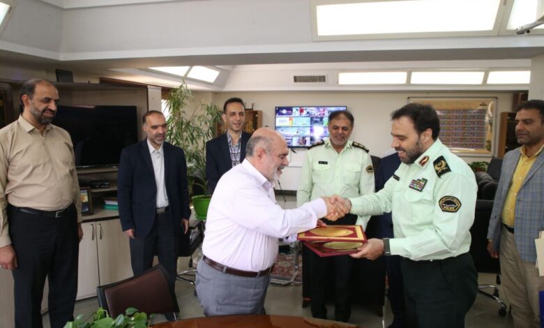 رادیو تفاهم تفاهم نامه با استفاده از قانون