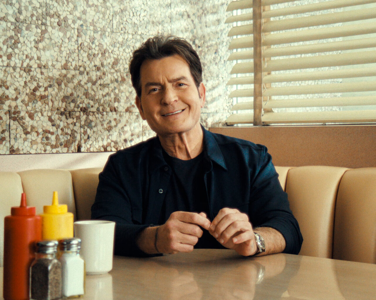 اظهارات بحث برانگیز کمدین مشهور ؛ اعتیاد به ایدز