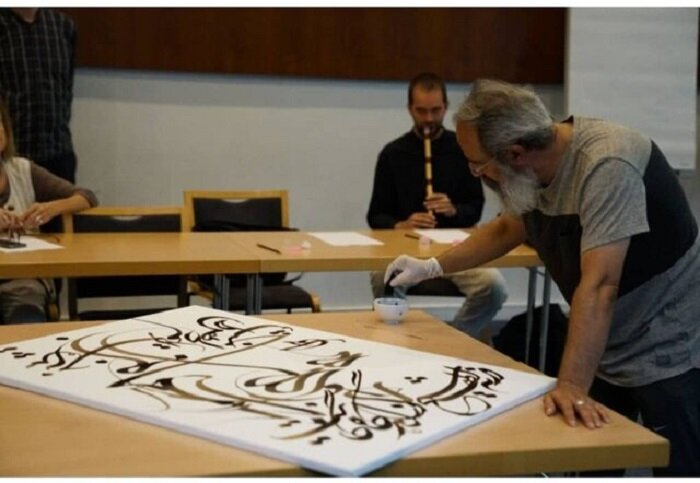 نیاز جامعه ، انجمن خوشنویسی! خاطرات حمید آجامی از روزهای "خط"