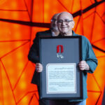 رهبر Paraviz Parastro با علی ربی برای خانواده های بدون شناسنامه