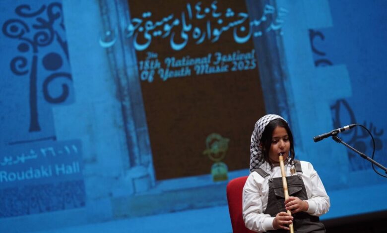 نقش زنان/ زنانی که انحصار مردان را ترک کرده اند