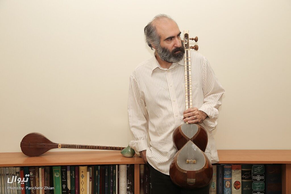 اگر مشکل مالی دارید ، از آجر بالا بروید ، اما هنر خریداری نکنید