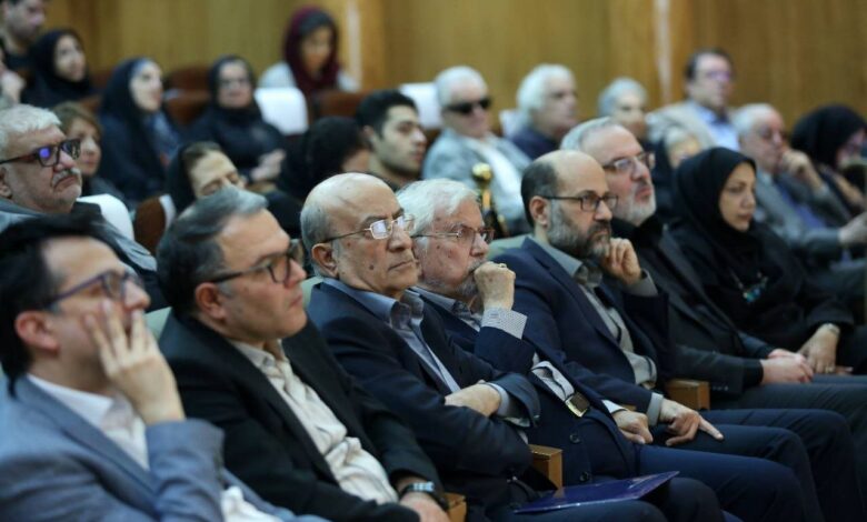 بنیانگذار حافظه تاریخی ایران و تولید کننده هویت فرهنگی