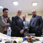 در جشنواره جوانان به وزیر مراجعه کنید