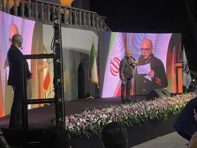 Parastoo از مردم سیستان و بلوچستان عذرخواهی می کند / اگر آنها عصبانی هستند ، من عذرخواهی می کنم