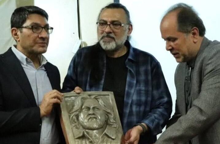 ایرانمنش می گوید: من می روم ، خیلی خسته ام