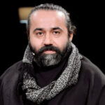 پسری که به دنبال قبر برای دفن پدرش است