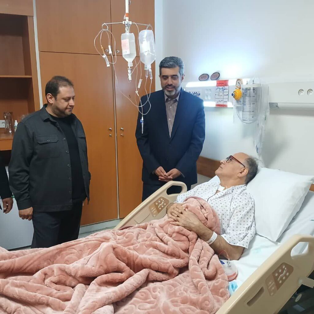 از مدیرعامل بنیاد رودکی ارکستر سمفونیک تهران دیدن کنید