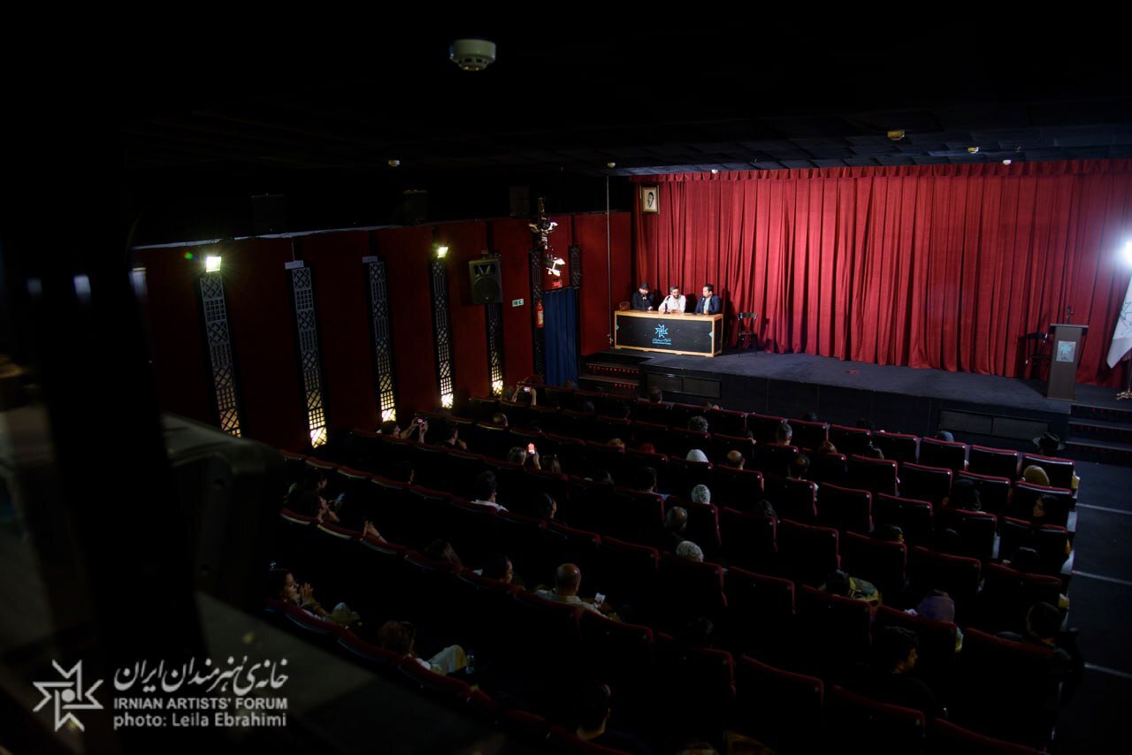 چرا زنان سرانجام در روابط عاشقانه ضربات بیشتری پیدا می کنند؟