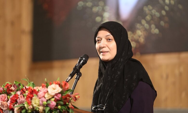 چهره ای که راه را برای زنان در دائر ycl المعارف دائر ycl المعارف هموار کرد