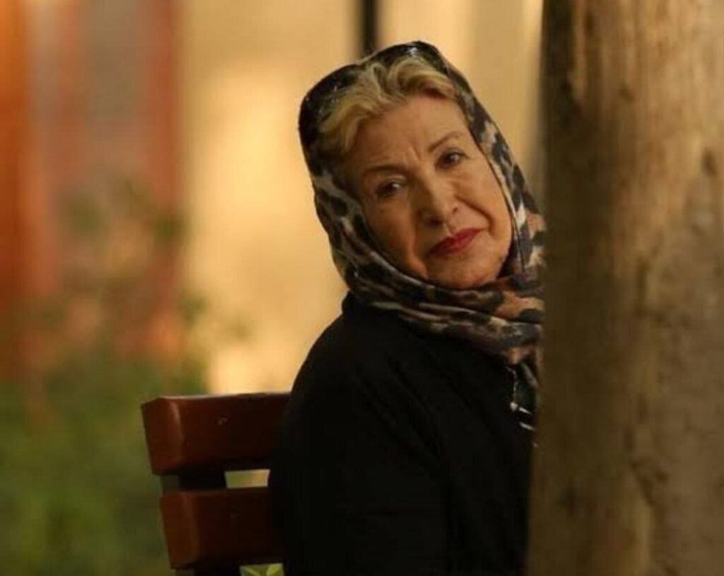 Homayoun Shajrian گریه کرد