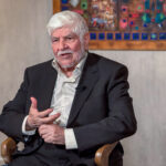 نگاه کنید به | چند نفر قبل و بعد از انقلاب رادیو و تلویزیون ایران را اداره کردند؟