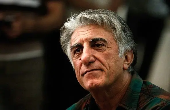 رضا کیانیان درگیر پرونده قضایی شد | داستان فیلم چیست؟