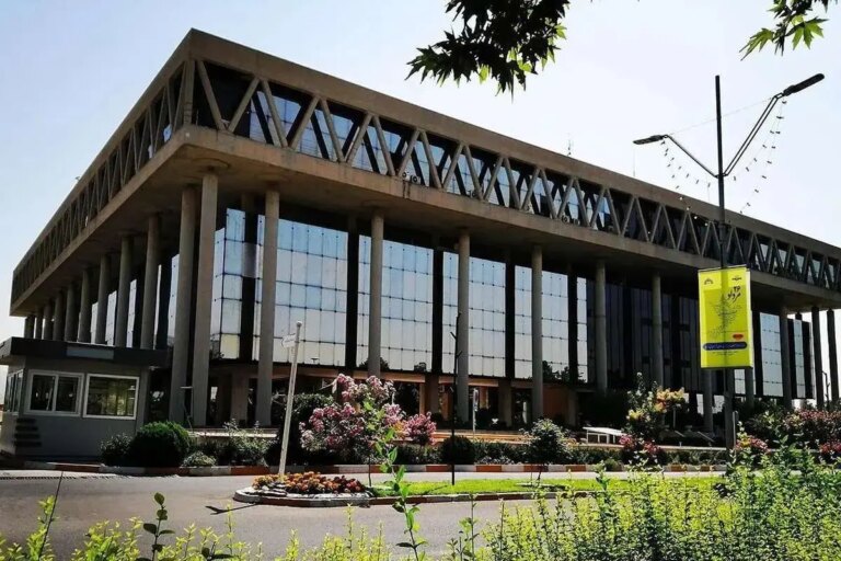 شکاف روزافزون بین صداوسیما و مردم