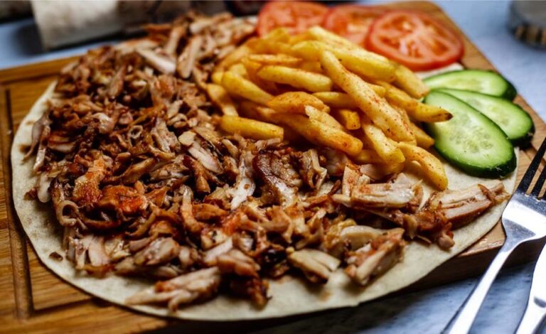 طرز تهیه دونر کباب ترکیه‌ای که خیلی سریع آماده می‌شود