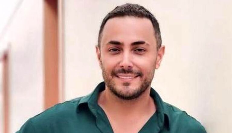 عکس متفاوت از ناصر زینعلی به سبک دهه 30