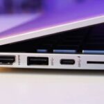 معنای علامت رعد و برق روی پورت USB چیست؟