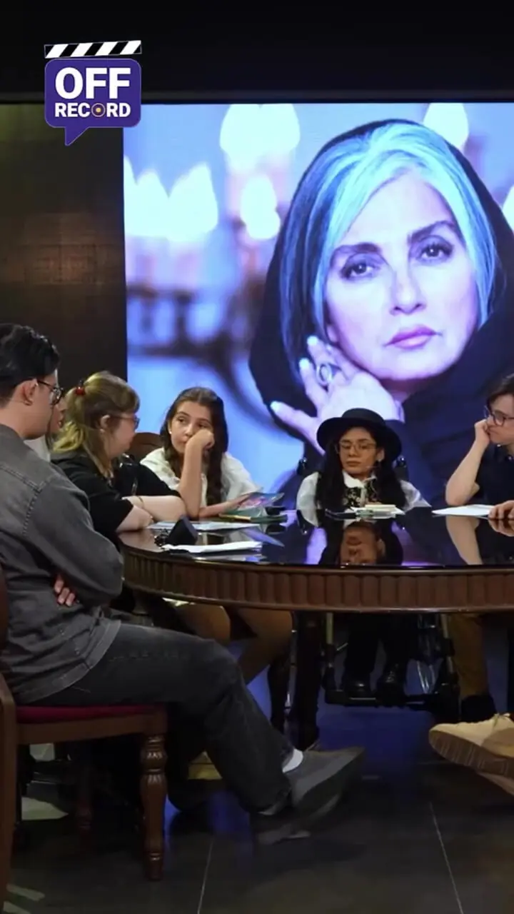 گفتگوی بامزه با رویا جاویدنیا