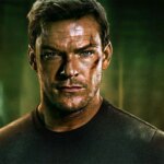 آلن ریچسون در حال مذاکره برای ایفای نقشی در دنیای سینمایی DC است