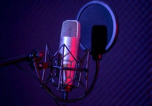 بلاگرِ ایرانی نیازمند قانونِ چینی؟!