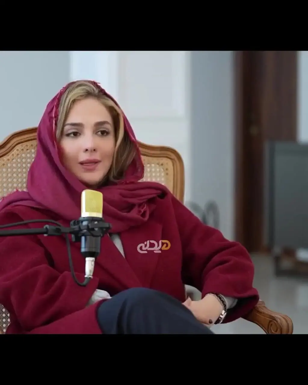 خاطره المیرا دهقانی از لحظه‌ای که جلوی پدرش سیگار کشید