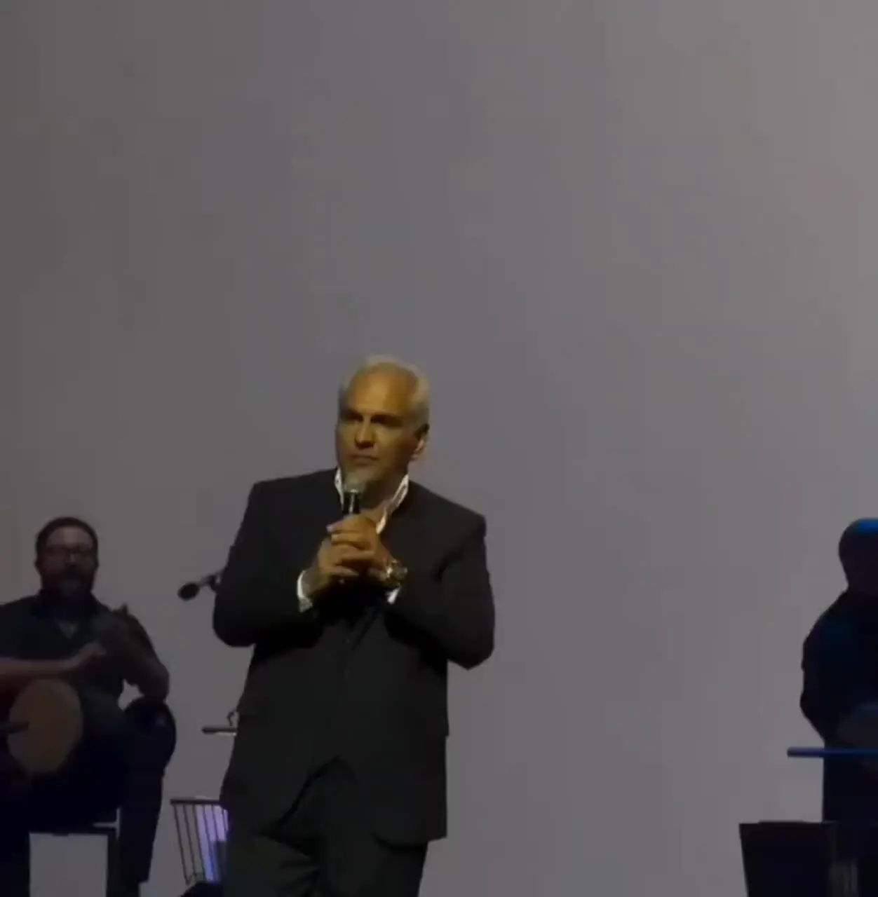 زمان پخش فصل سوم سریال مرد هزارچهره از زبان مهران مدیری