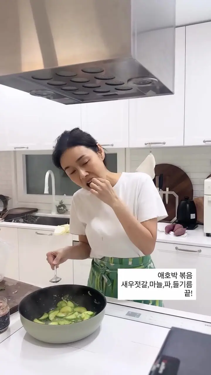 «سولان، زن تسو» بعد از 19 سال در حال آشپزی در خانهاش