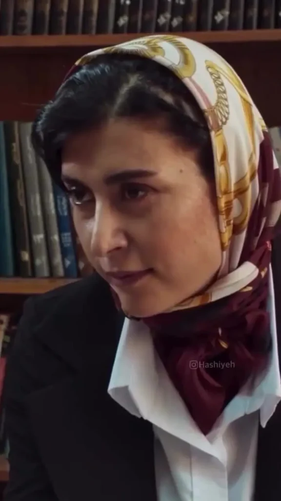 سکانسی به یادماندنی از بازی مژده دایی در سریال جزیره