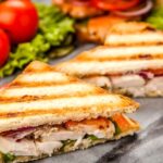 طرز تهیه اسنک مرغ در ساندویچ ساز و ماهیتابه