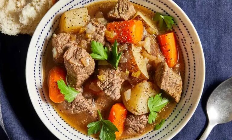 طرز تهیه تاس‌‌کباب خوشمزه و اصیل ایرانی