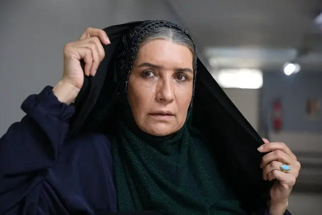 فریبا کوثری: به هیچ کس جز خودم اعتماد ندارم / کیک تولد ساده خانم بازیگر