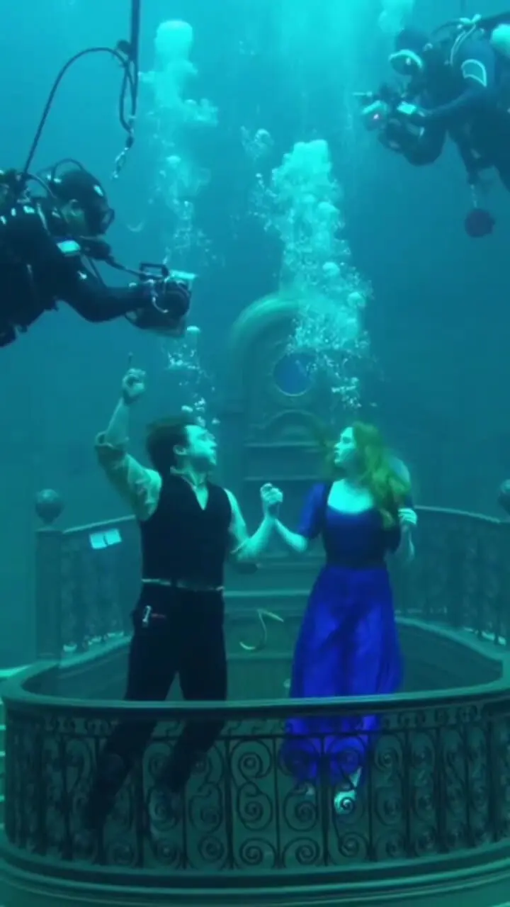 پشت صحنه دیدنی لحظه‌ای که آب وارد کشتی تایتانیک می‌شود!