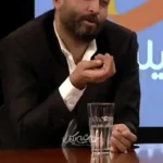 چرا  مصطفی زمانی هیچ صفحه‌ای در فضای مجازی ندارد؟