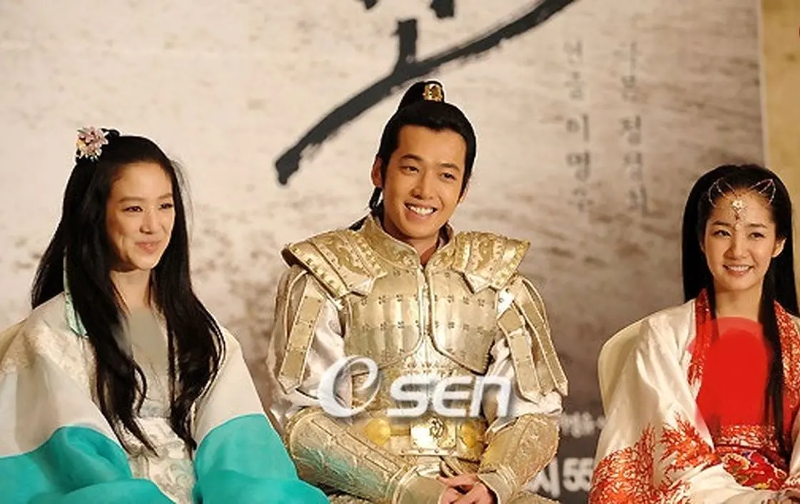 چهرۀ «شاهزاده هودونگ» (سریال جومونگ 3) در روز ترخیص از خدمت سربازی