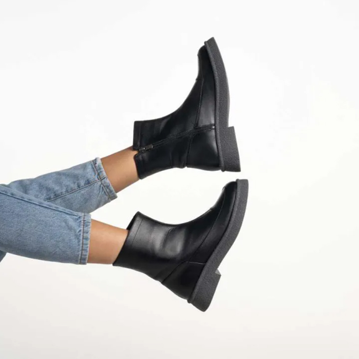 حراج بوت های ساینا چرم