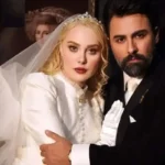 استایل کریسمسی «آرام جعفری» با تم نقره‌ای