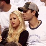 انریکه ایگلسیاس پدر شد