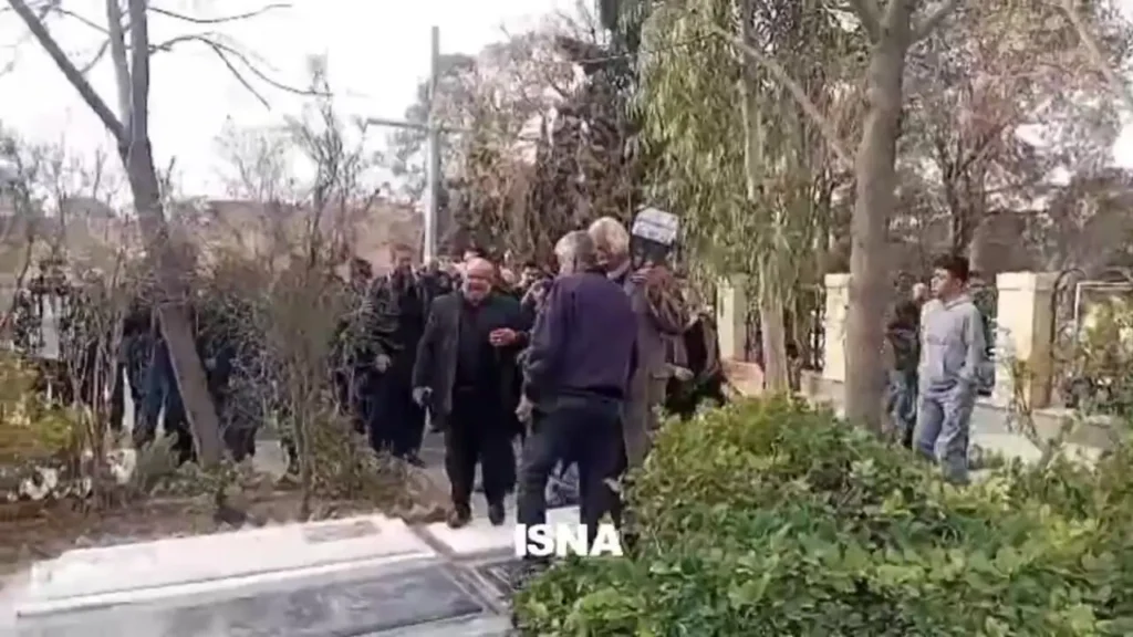 برگزاری مراسم خاکسپاری حمید طالقانی با حضور جمعی از هنرمندان