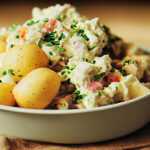 ترفندهای خوشمزه‌تر شدن سالاد الویه که باید بدانید!