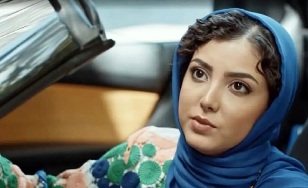 جشن تولد ۲۹ سالگی زیبا کرمعلی در دل جنگل‌های مه گرفته کوهستان