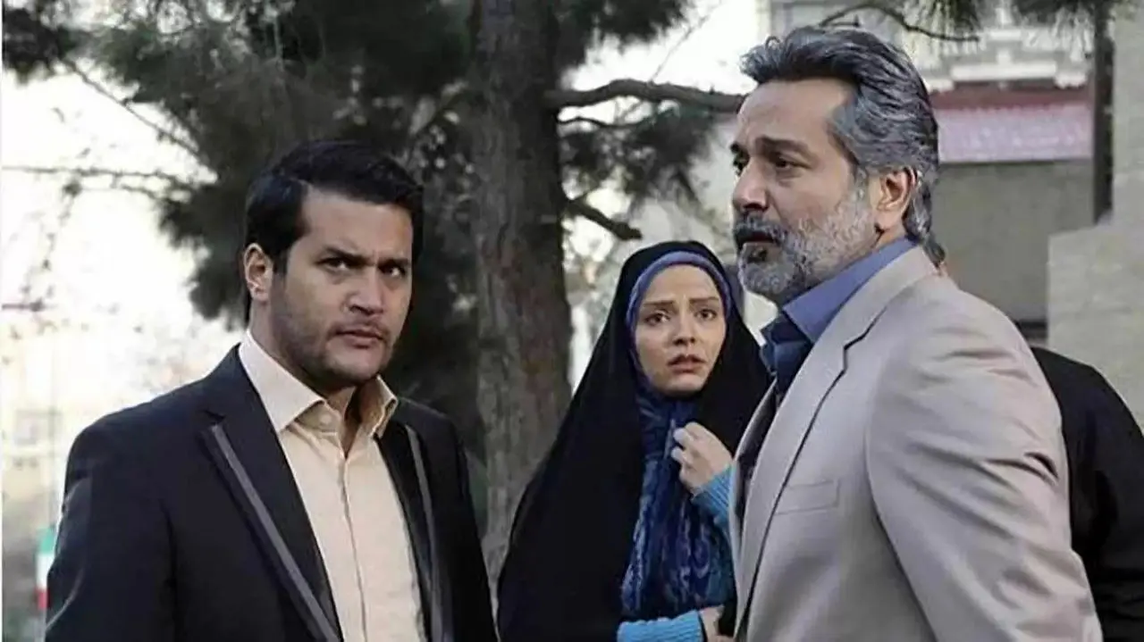 زمستان 1404: استایل شیک سیاوش خیرابی در جشن کریسمس