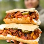 سوسیس بندری؛ ساندویچی که از قدیم تا امروز محبوب ماند