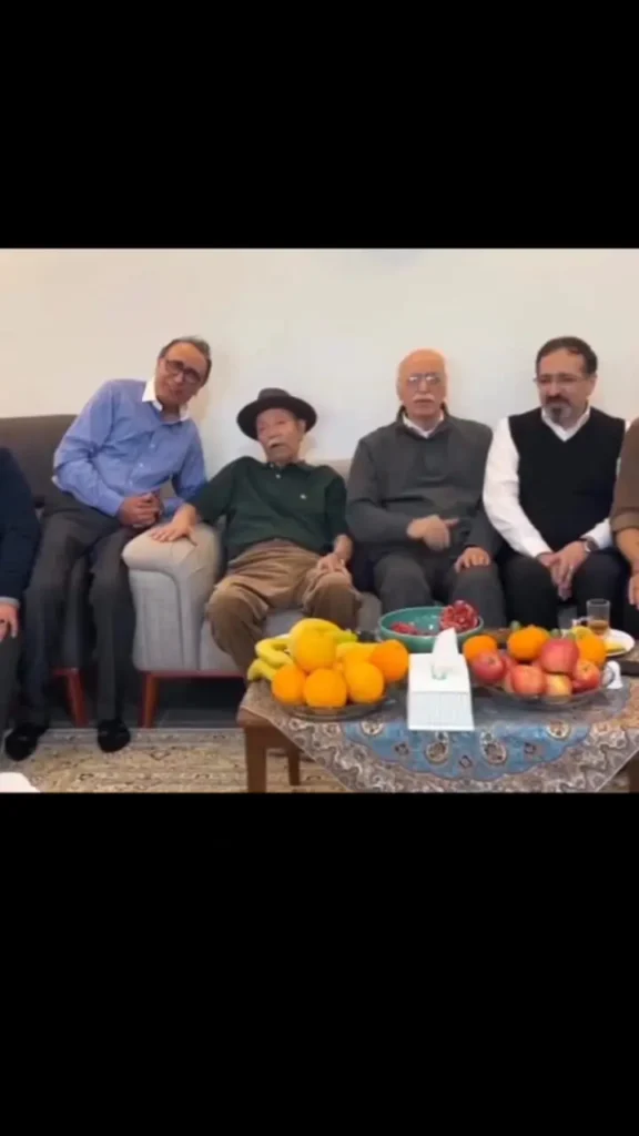 شب یلدا 1404: آوازخوانی دلنشین علی نصیریان