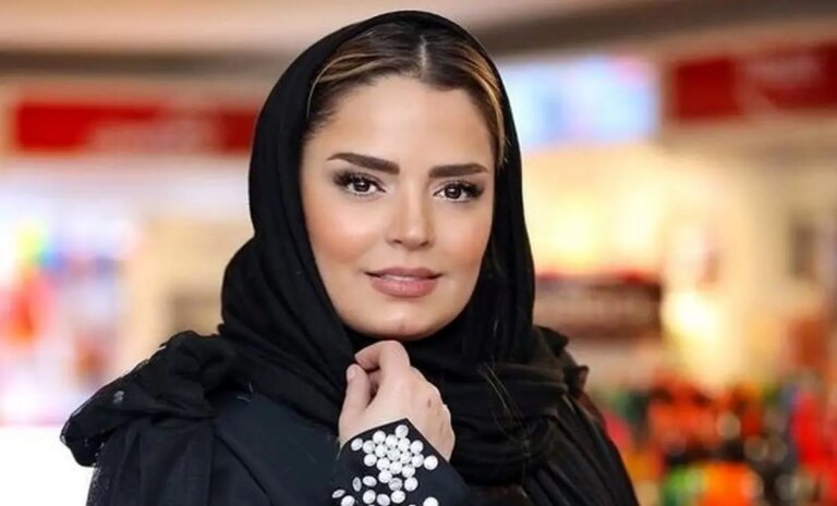 شب یلدا 1404: استایل سپیده خداوردی در کنار سفره یلدا