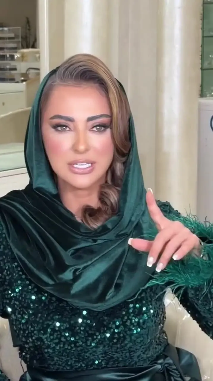 شب یلدا 1404: استایل شب یلدای نفیسه روشن