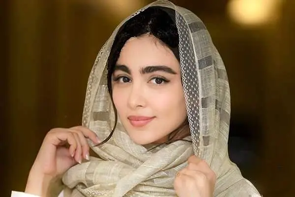 شب یلدا 1404: تبریک شب چله نیکای سریال پایتخت با یک عکس زیبا