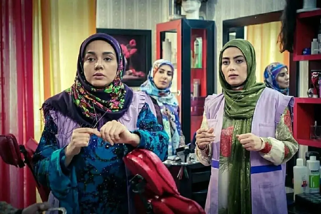 «شیرین» سریال نون خ در حال کویر گردی در 29 سالگی؛ سال 95