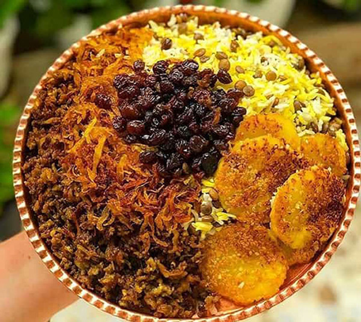 عدس پلوی درباری؛ خوشمزه‌ترین عدس‌پلویی که تا‌به‌حال خورده‌اید!