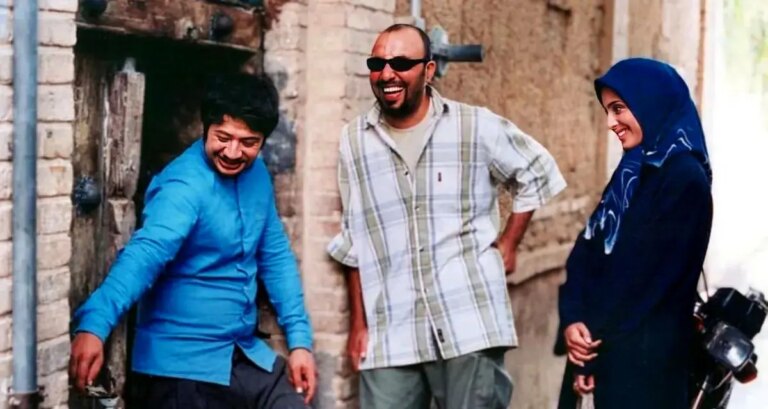 عکس زیرخاکی از رضا عطاران در پشت صحنه سریال متهم گریخت