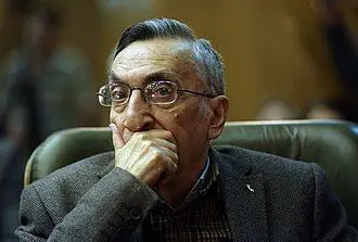 مشکل خاکسپاری کامران فانی حل شد